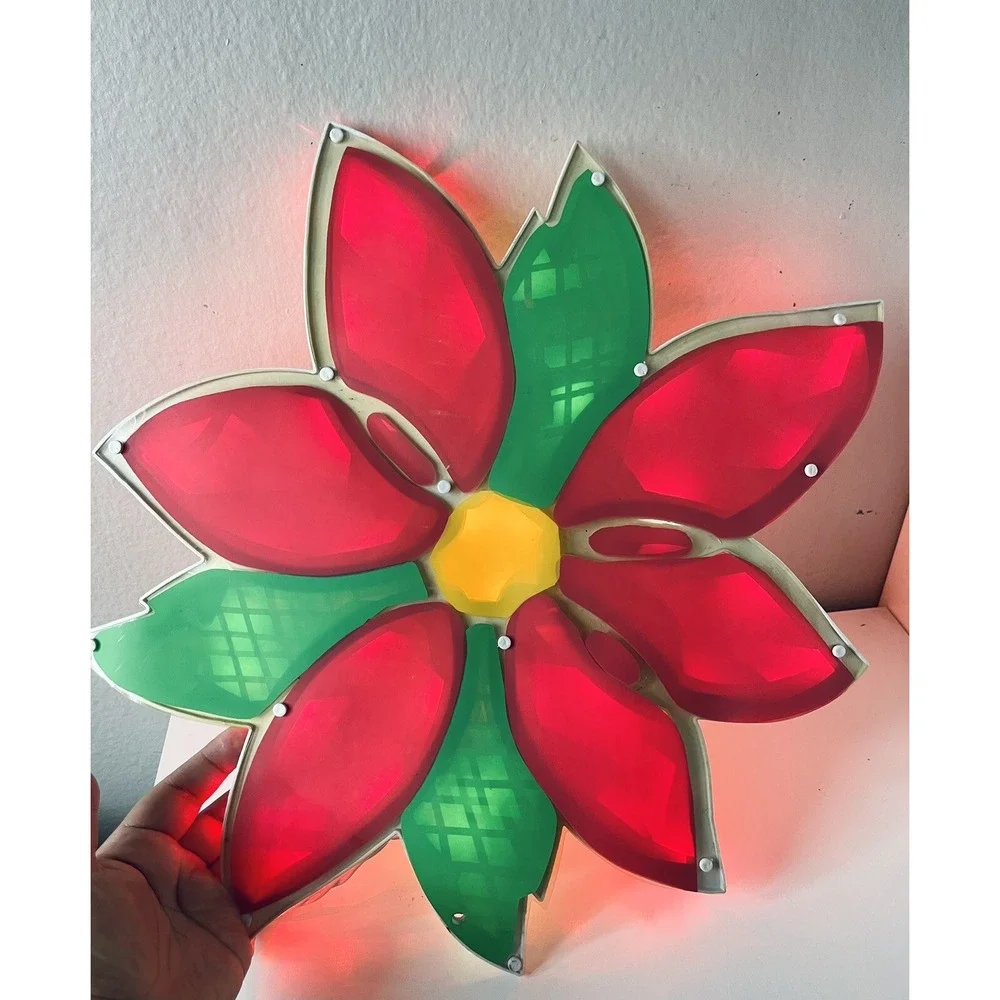 Holiday‎ Time Lighted Holly Indoor/Outdoor 22